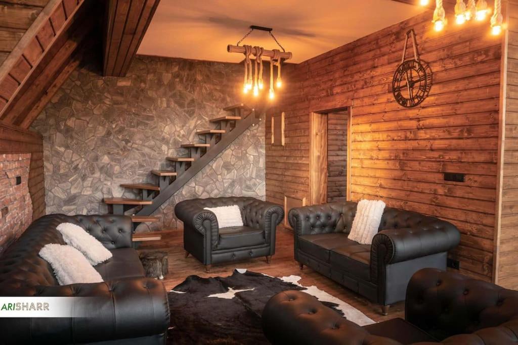 Photo of Others in Prevalla