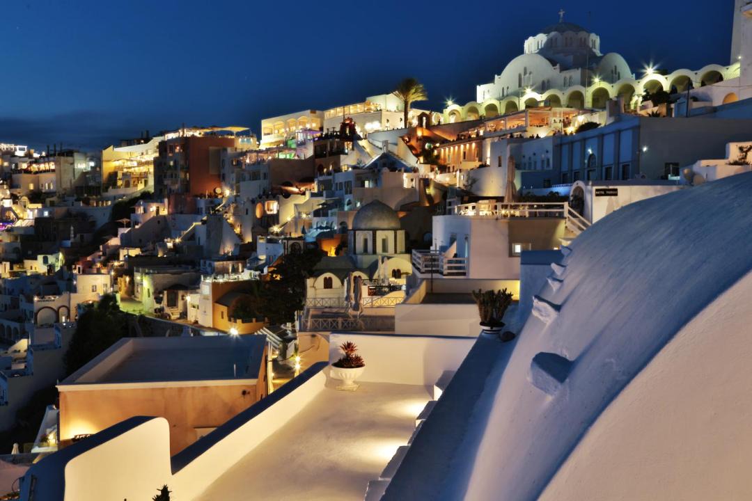 Photo of Others in Fira
