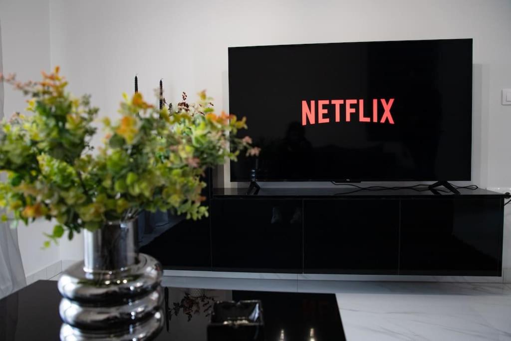 Photo of Livingroom in Drama
