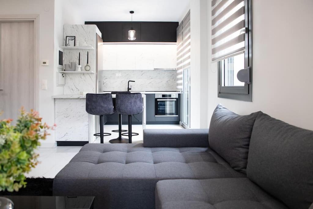Photo of Livingroom in Drama