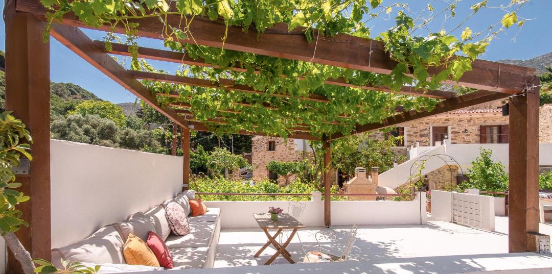 Photo of Patio Balcony in Perivolia