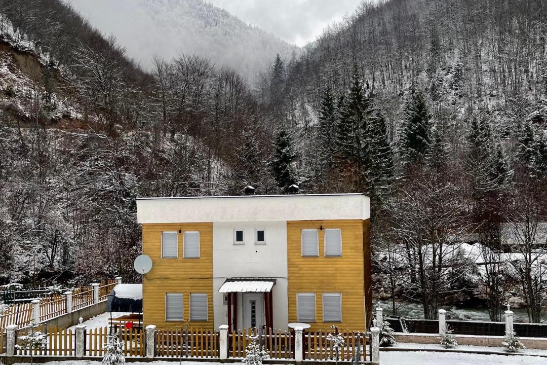 Photo of Others in Pejë