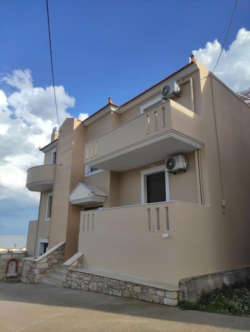 Photo of Others in Katarraktis