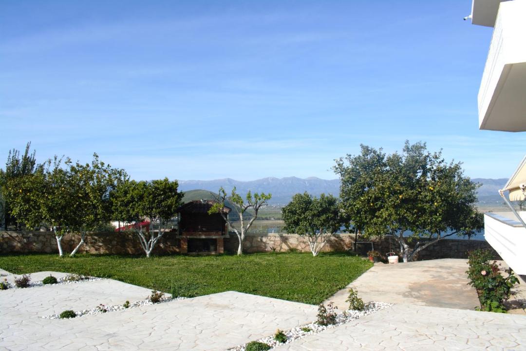 Photo of Others in Sarande