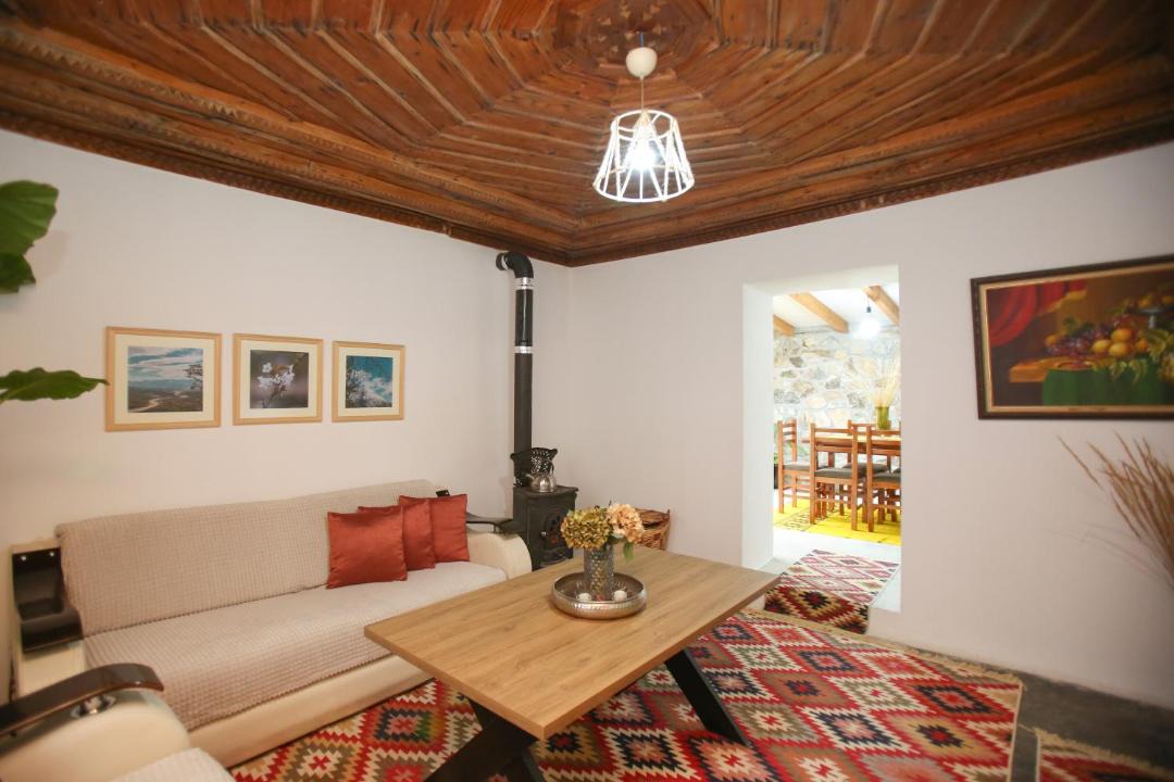 Photo of Livingroom in Jala
