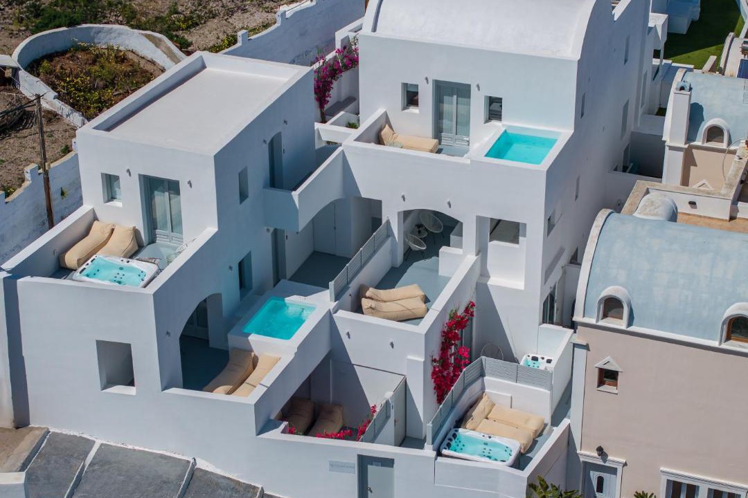 Photo of Others in Fira