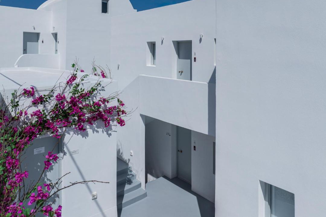 Photo of Others in Fira