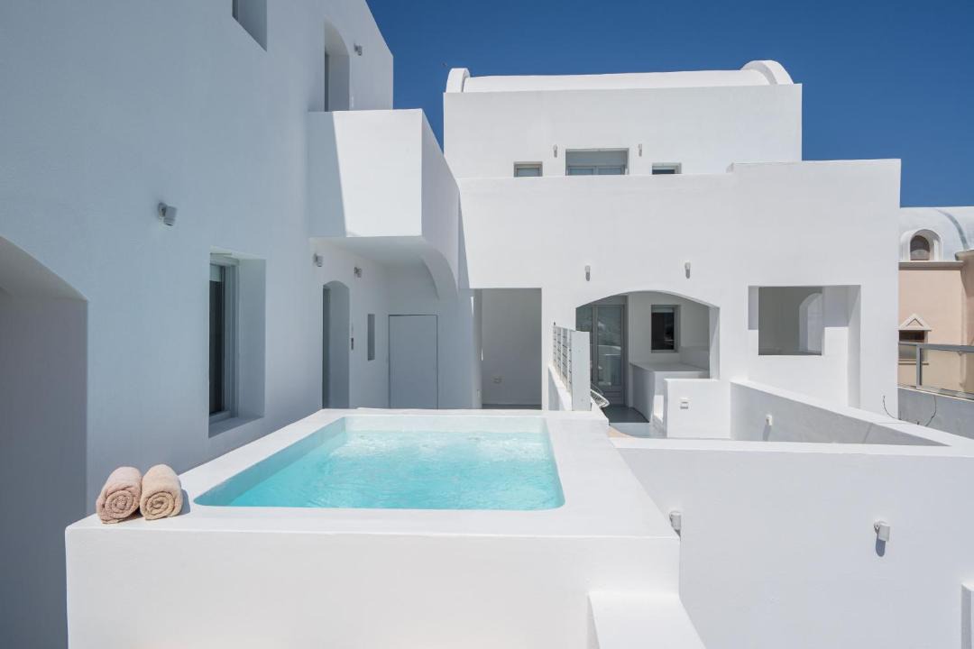 Photo of Others in Fira