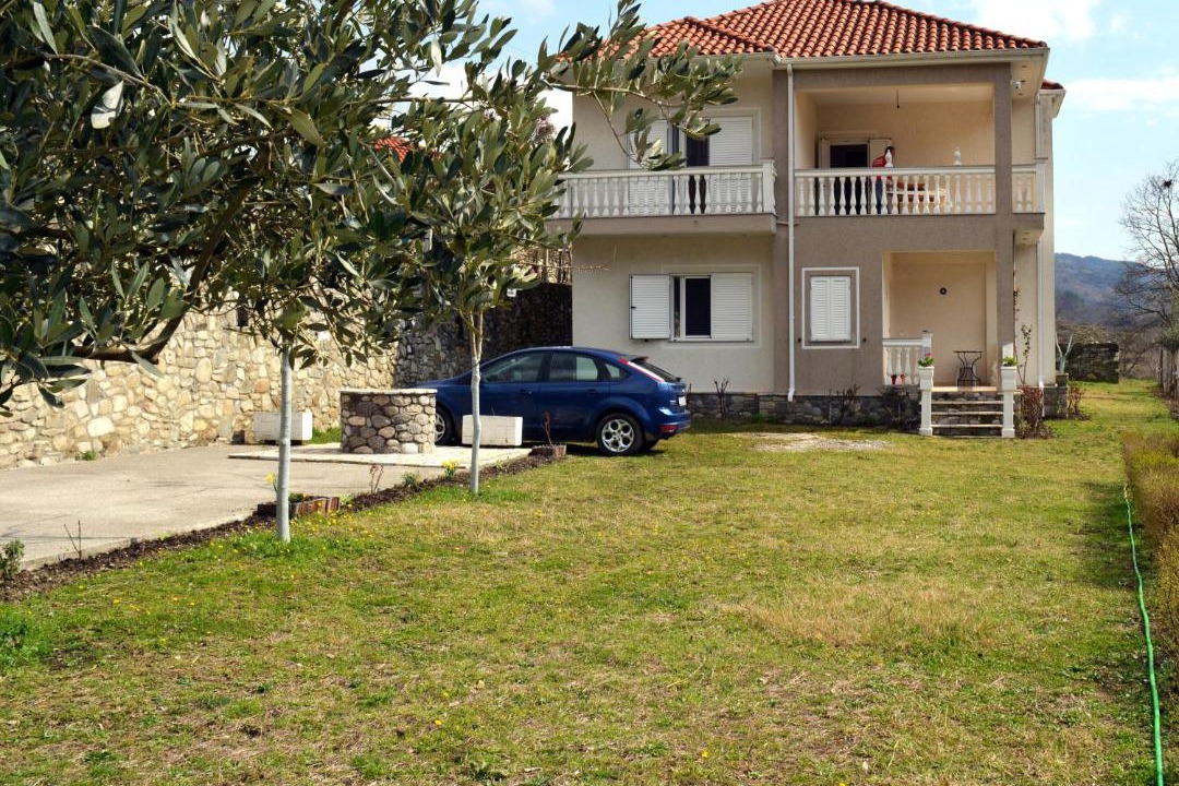 Photo of Others in Sinje