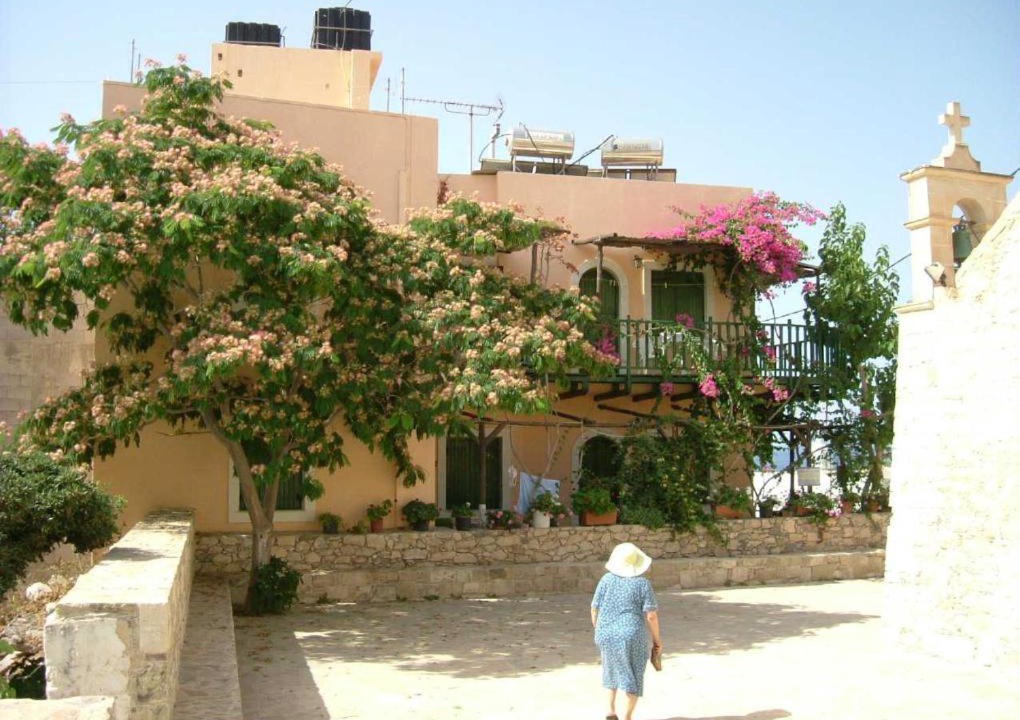 Photo of Others in Mirtos