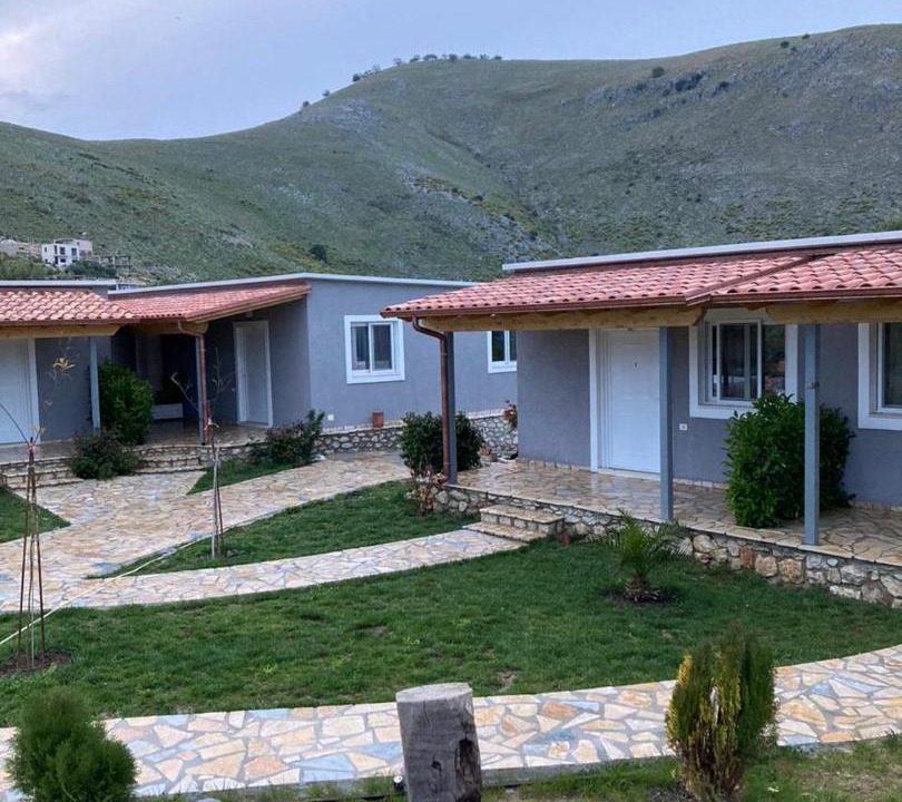 Photo of Others in Qeparo
