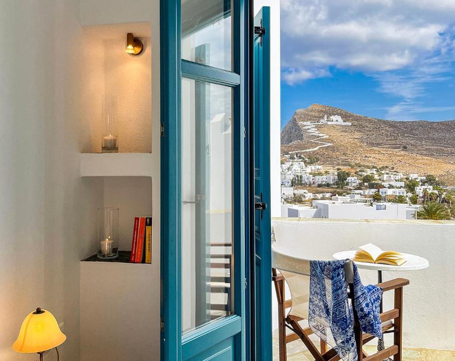 Photo of Others in Chora Folegandros