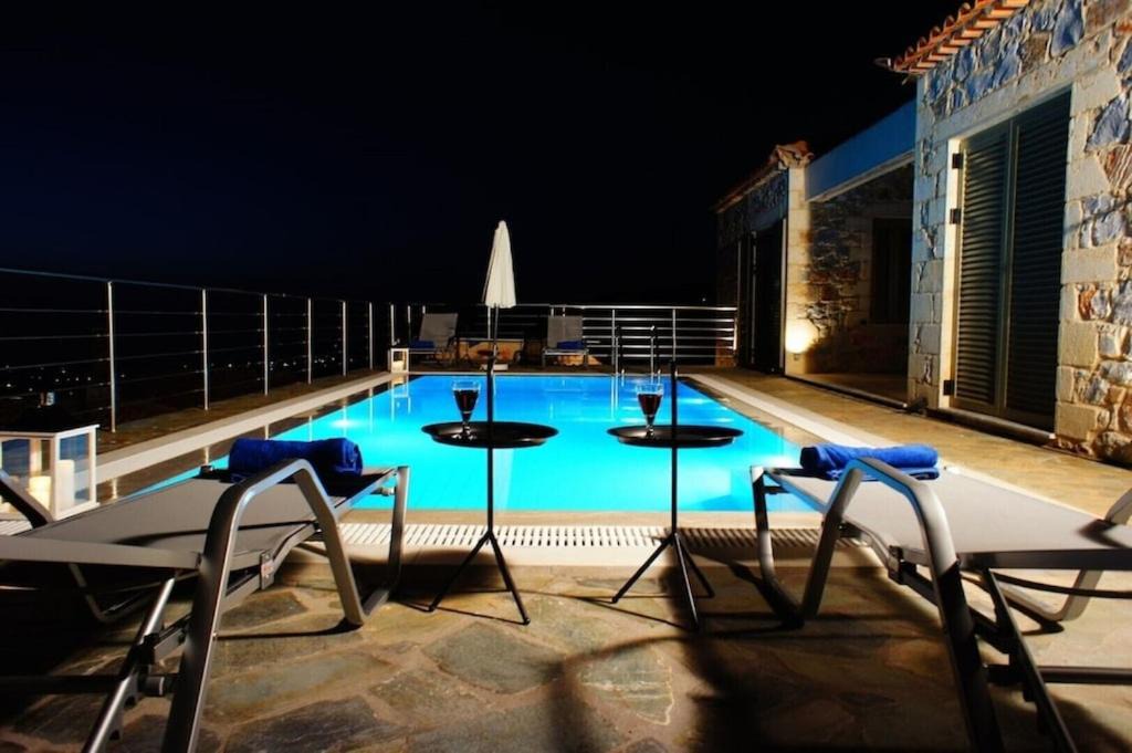 Photo of Outdoor in Lefktron