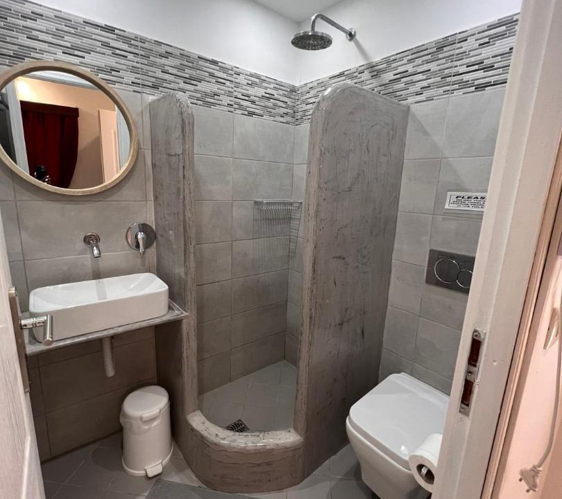 Photo of Bathroom in Perissa