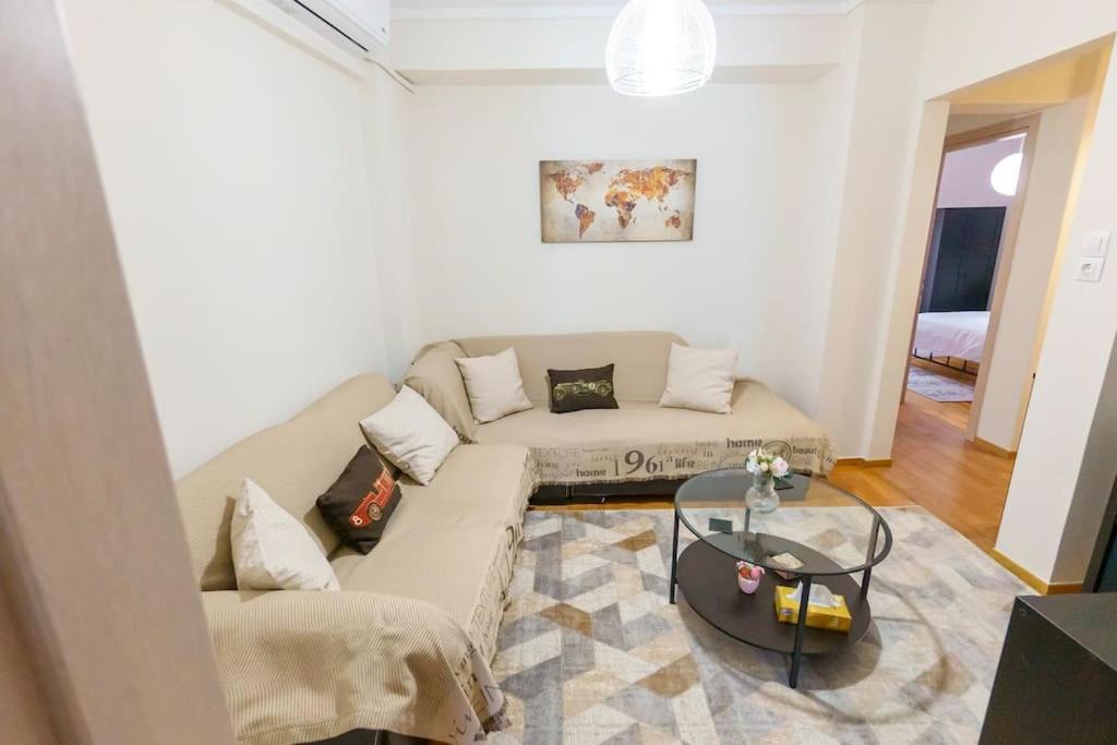 Photo of Livingroom in Ampelokipoi-Menemeni