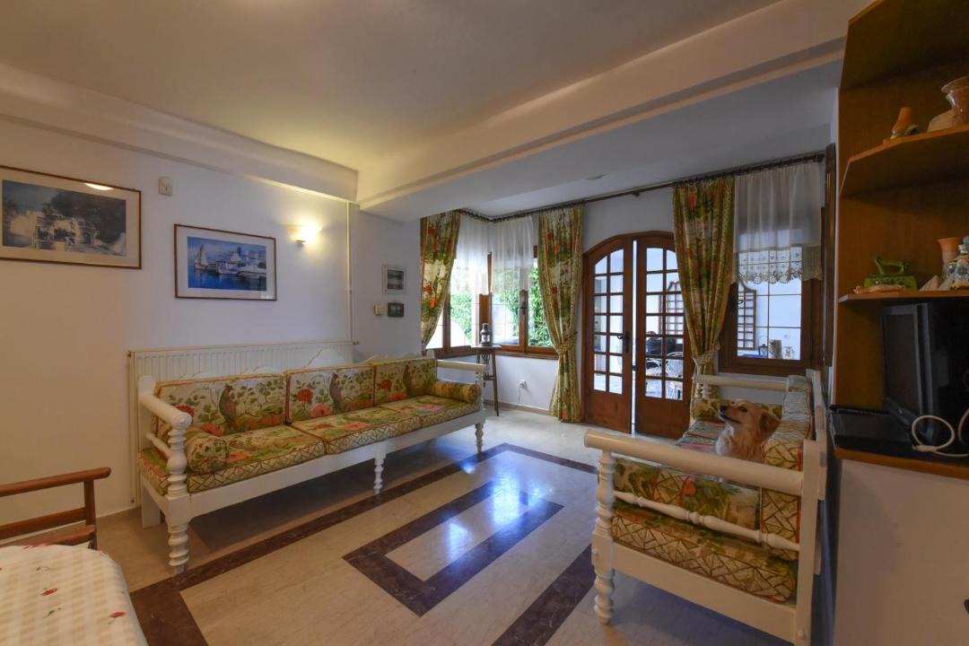 Photo of Livingroom in Amarinthos