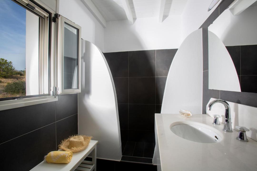 Photo of Bathroom in Achlia