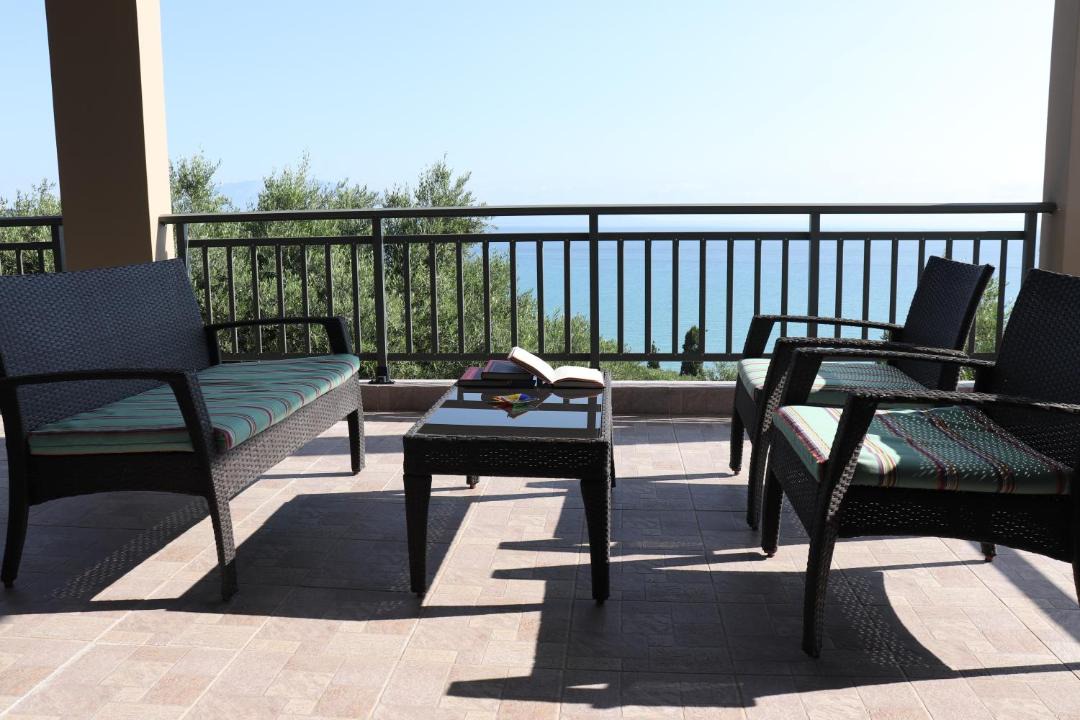 Photo of Patio Balcony in Elation