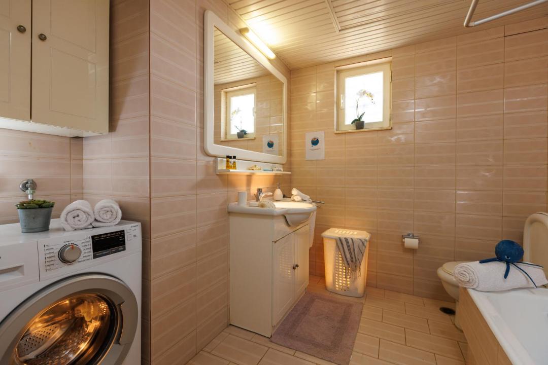 Photo of Bathroom in Gournai