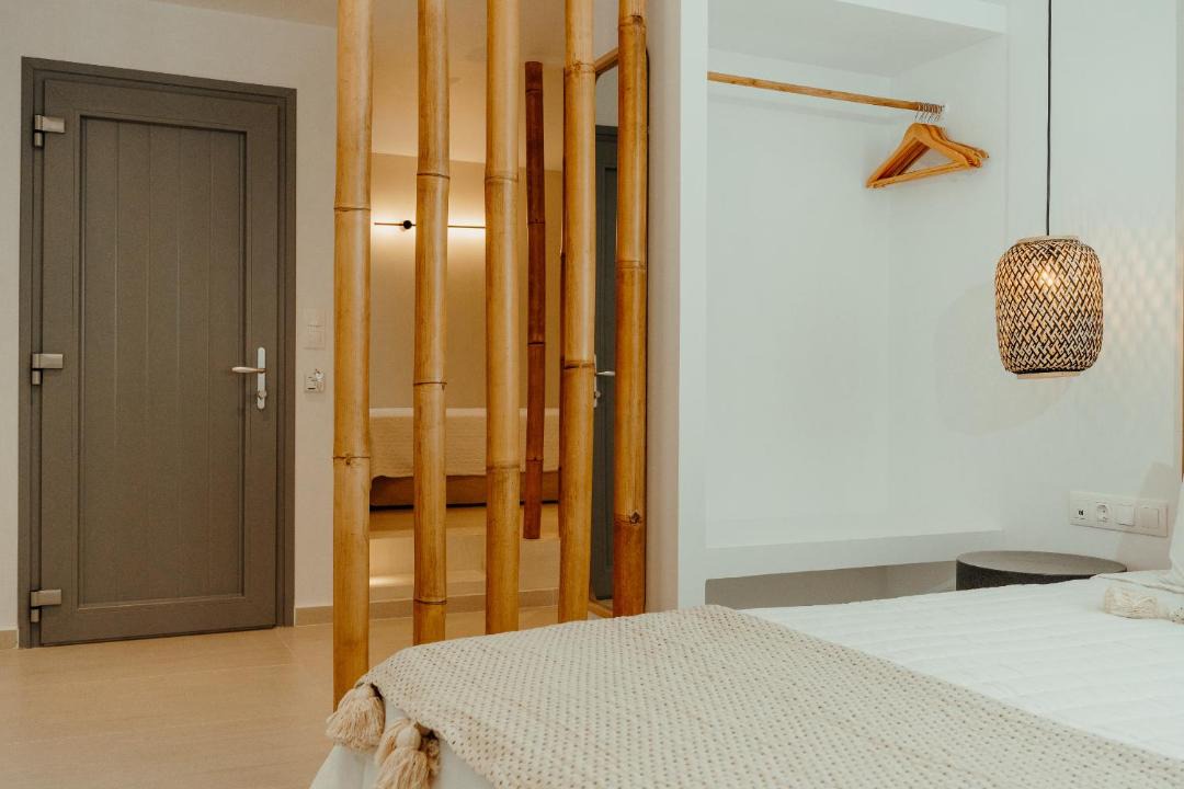 Photo of Bedroom in Ios Town