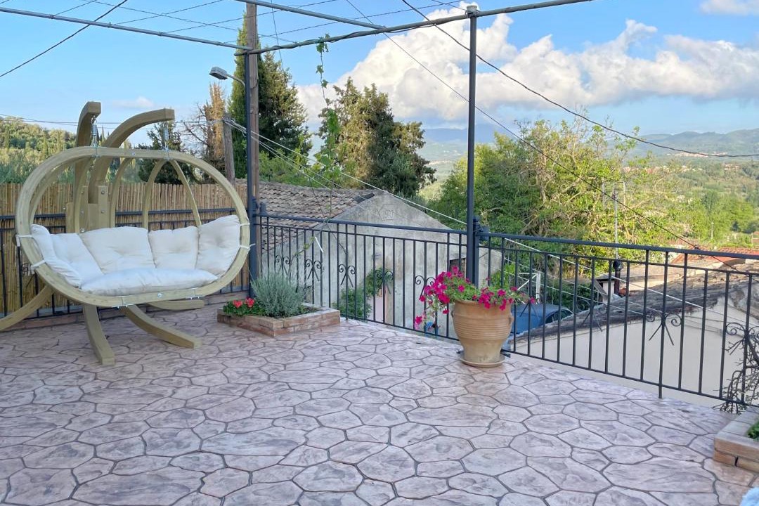 Photo of Patio Balcony in Velonades
