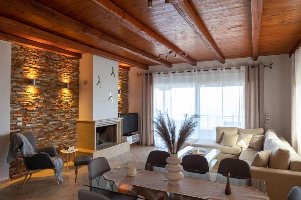 Photo of Livingroom in Katakali