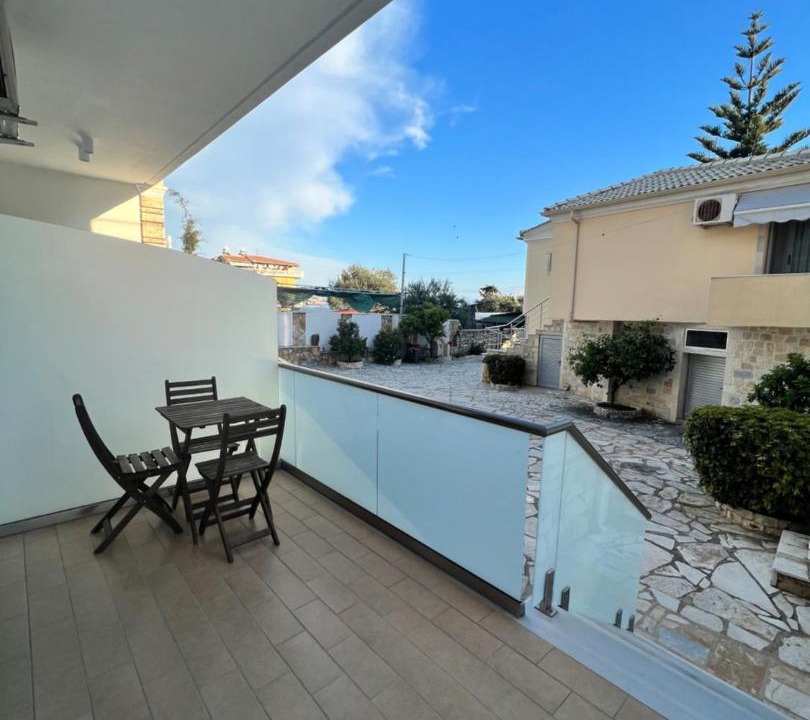 Photo of Patio Balcony in Jala