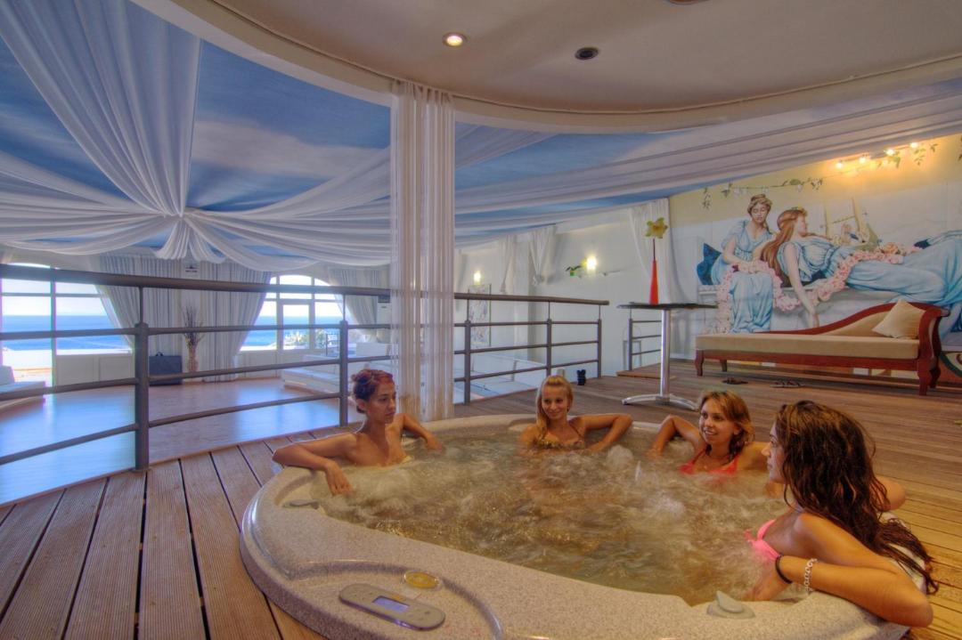 Photo of Others in Kalypso