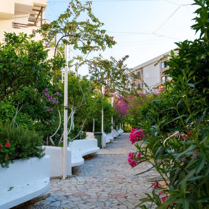 Photo of Others in Sarande