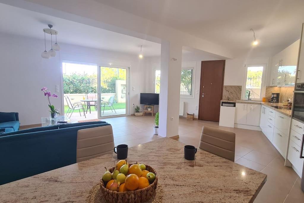 Photo of Livingroom in Skala Oropou