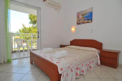 Photo of Bedroom in Ormos Prinou
