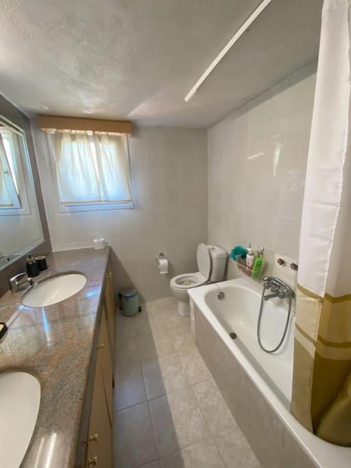 Photo of Bathroom in Karvelas