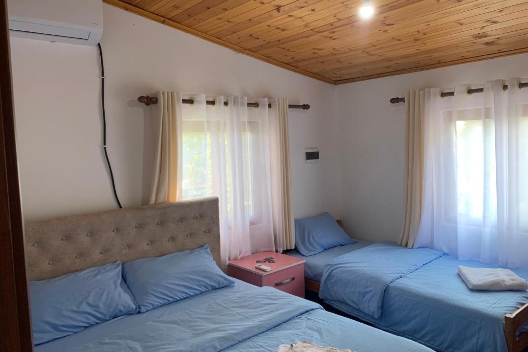 Photo of Others in Sakës