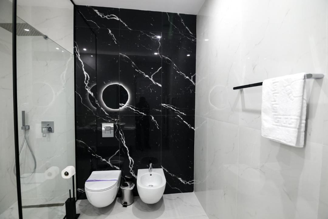 Photo of Bathroom in Preze
