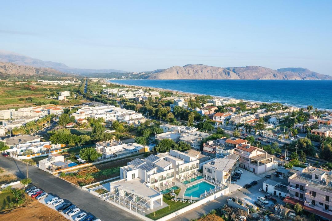 Photo of Others in Paralia Kourna