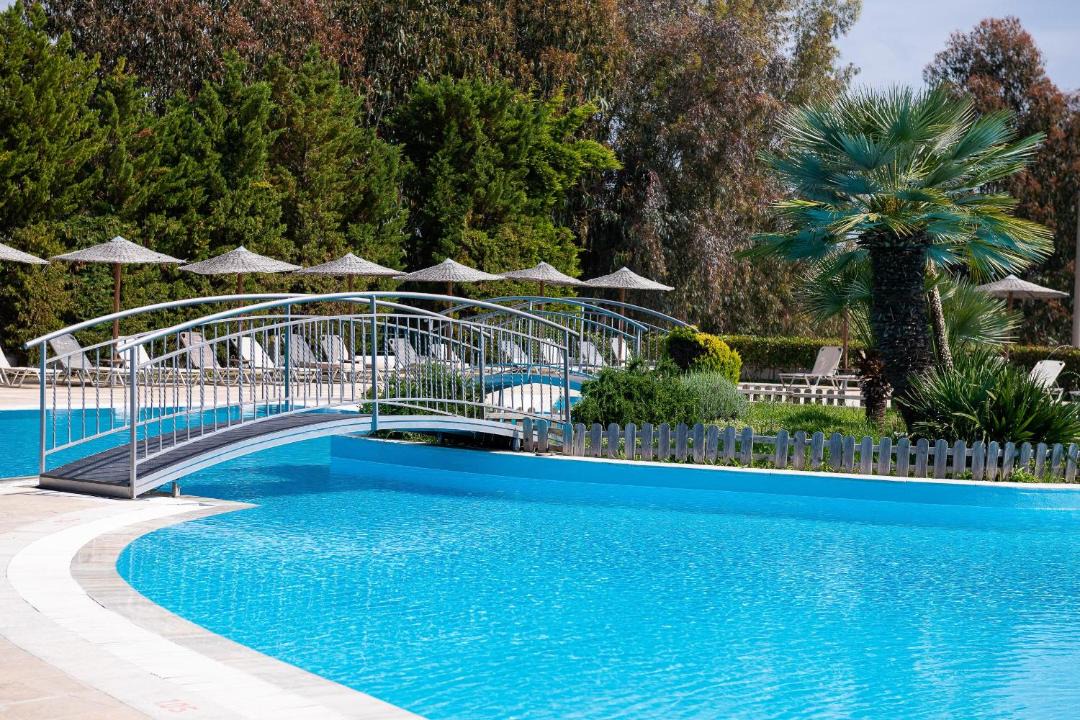Photo of Others in Aristotelis