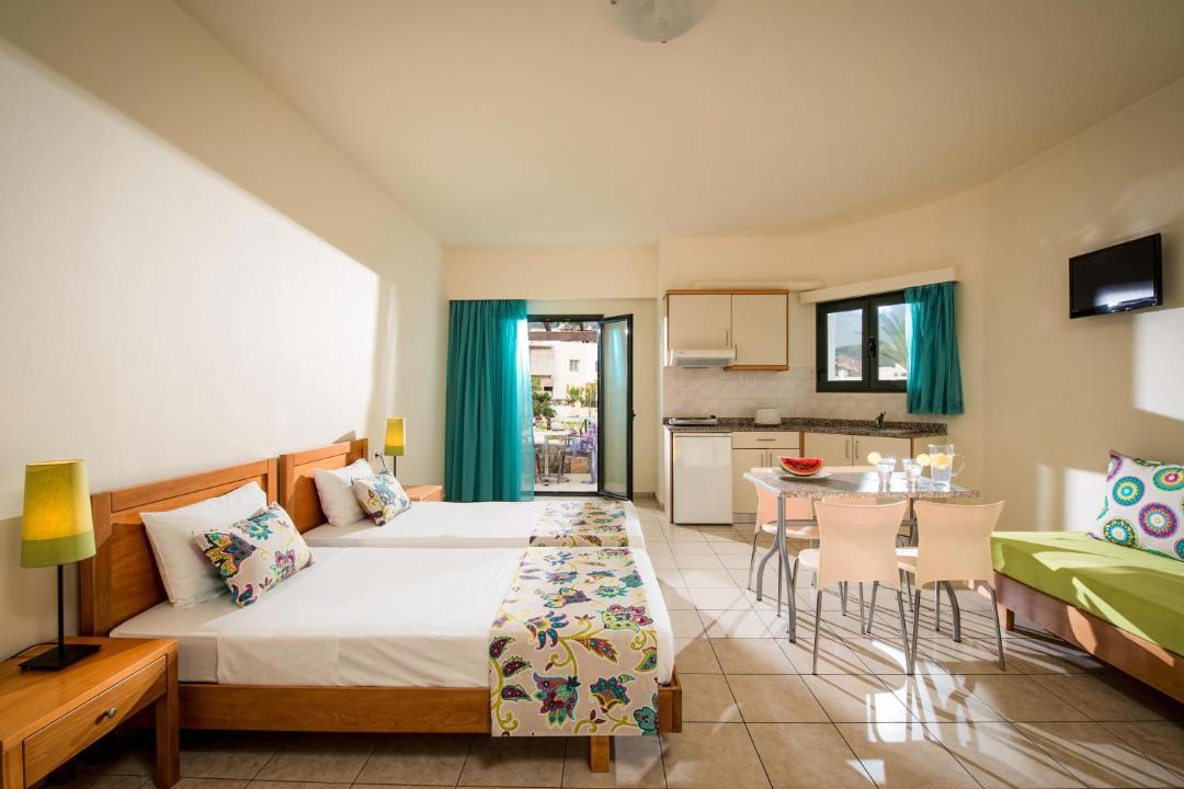 Photo of Others in Malia