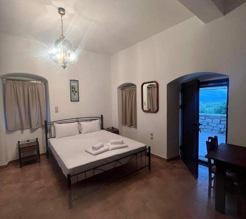 Photo of Bedroom in Charouda