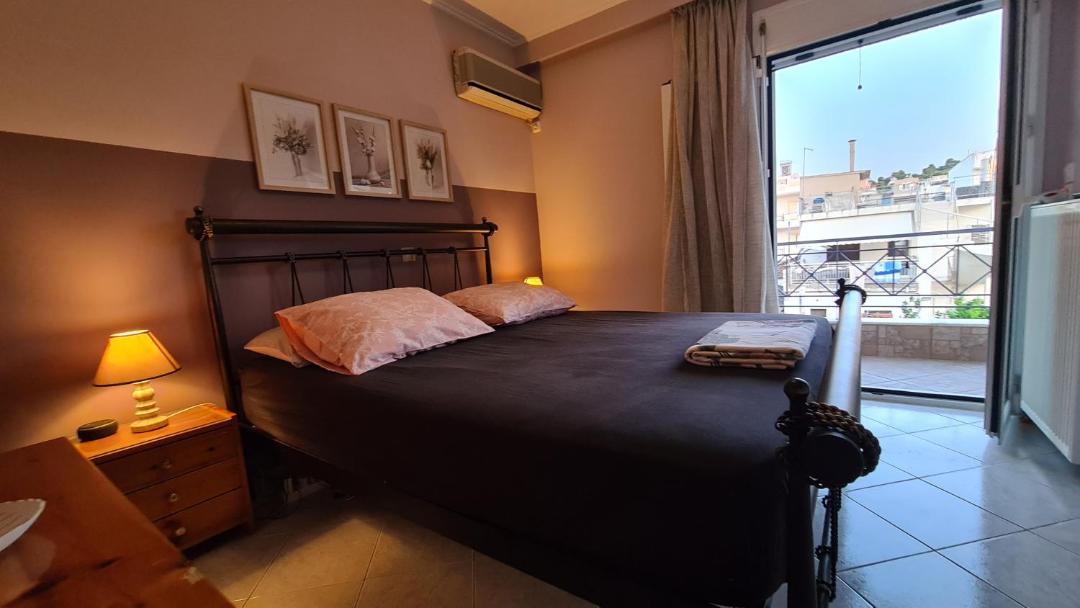 Photo of Bedroom in Nea Palatia