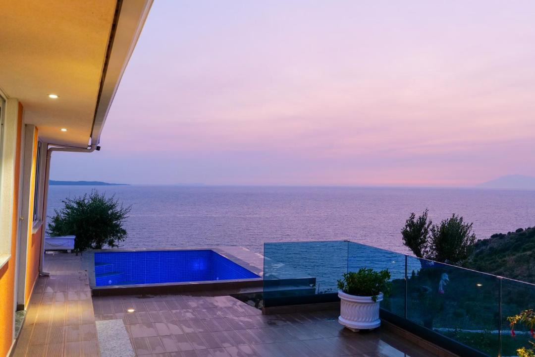Photo of Others in Sarande