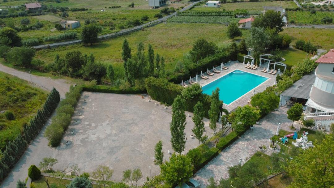 Photo of Others in Sakës