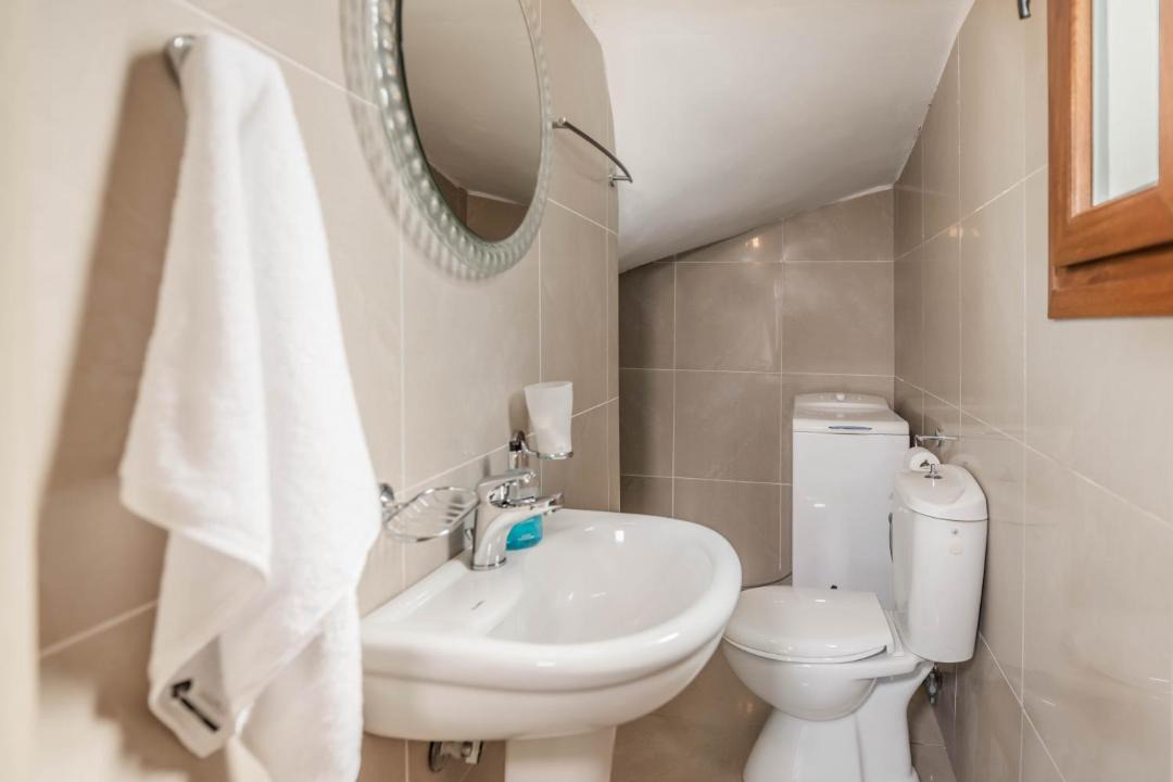 Photo of Bathroom in Kiotari