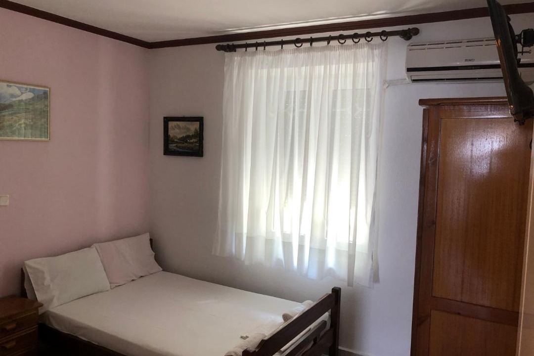 Photo of Others in Skala Marion