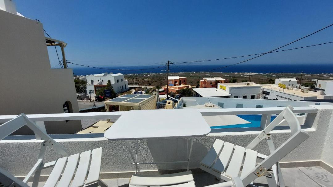 Photo of Others in Oia