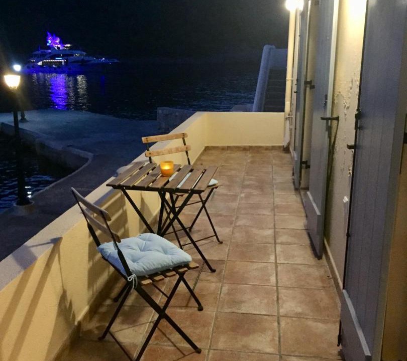 Photo of Others in Frourion