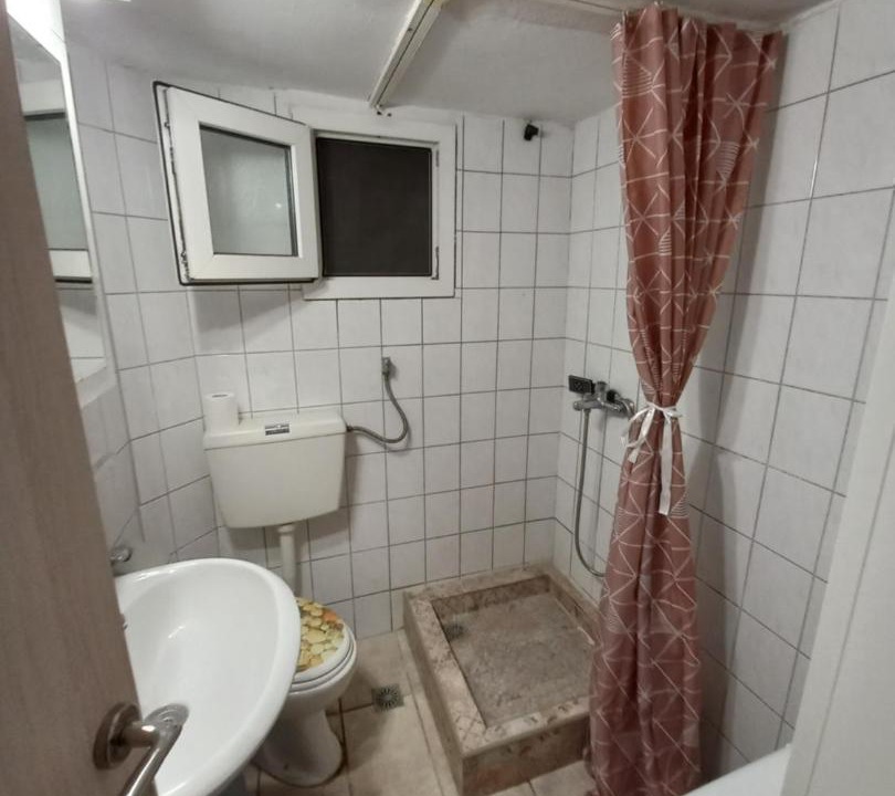 Photo of Bathroom in Vardaris