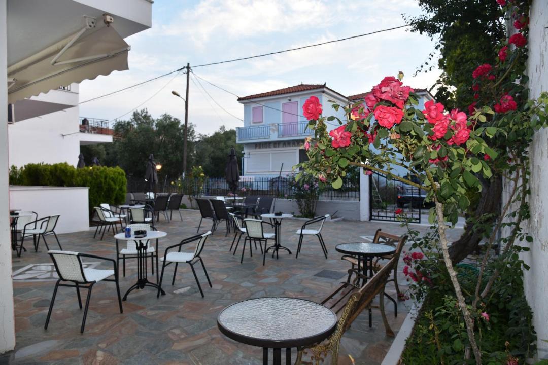 Photo of Others in Anaxos