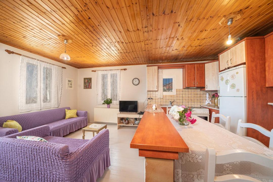 Photo of Livingroom in Mesovounia