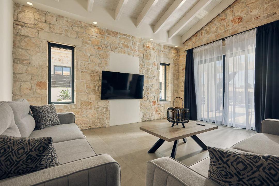 Photo of Livingroom in Elation