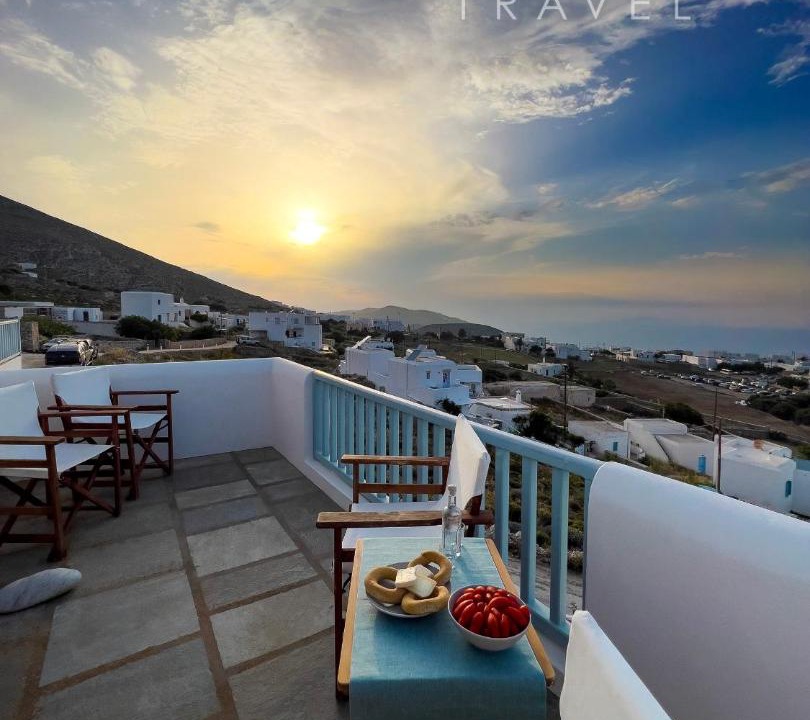 Photo of Others in Chora Folegandros